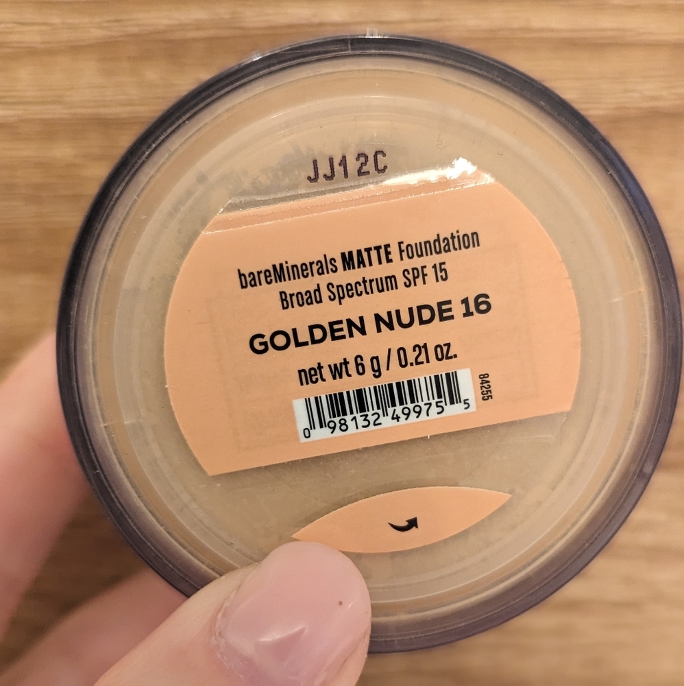 NEW Never Opened Matte Golden Nude bareMinerals Foundation